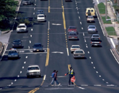 5-lane highway with children crossing